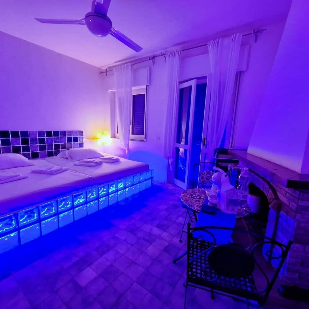 Suite House L'Isola Che Non C'E Фонтане-Б'янке Екстер'єр фото